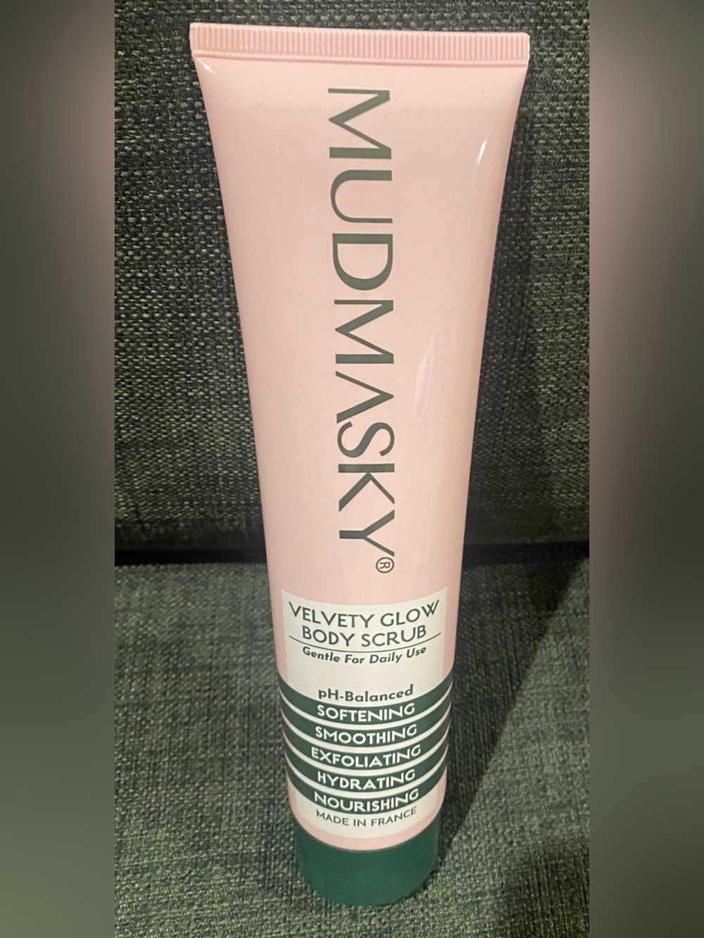 Mudmasky Velvety Glow Body Scrub — 6 Oz